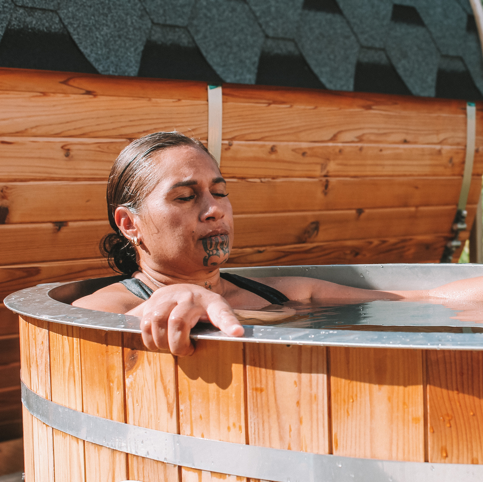 Retreat member having a spa
